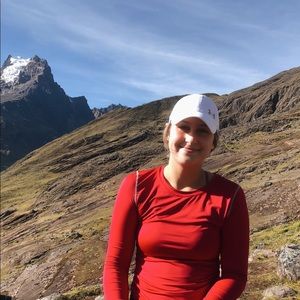 Meet your Posher, Tanis